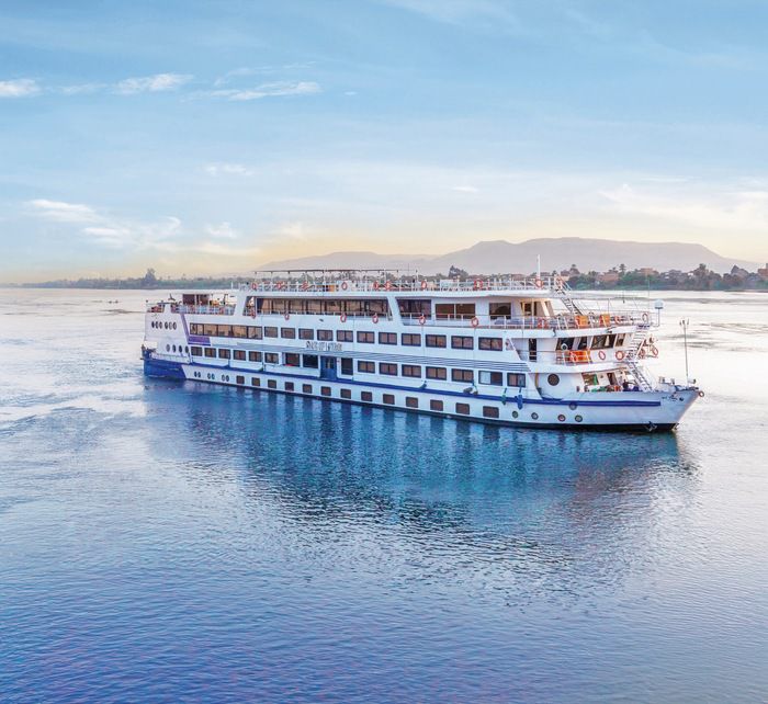 Shore excursions and activities on RV Star of Luxor